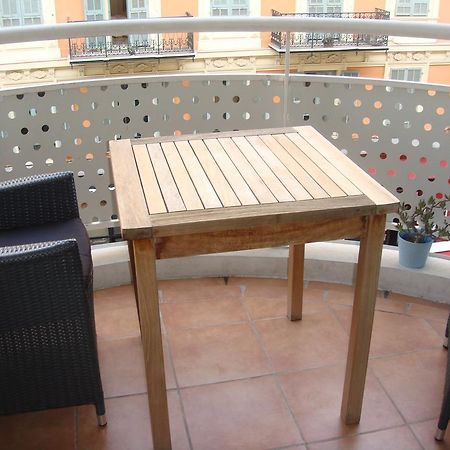 Apartment Nicea Oda fotoğraf